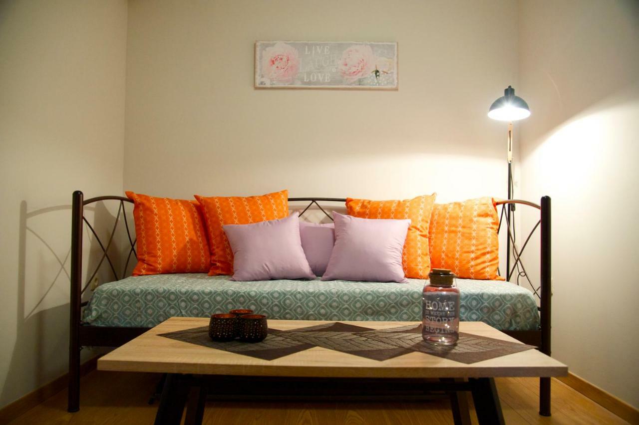 Stylish And Elegant Apts Apartment Atena Exterior foto